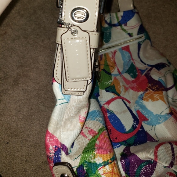 Spring Coach purse - Picture 4 of 4